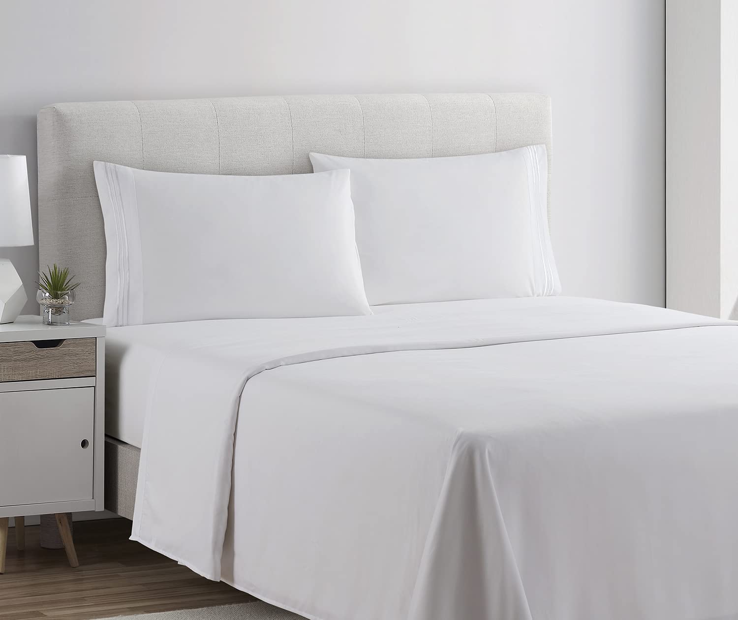 clara clark King Sheets Set  Deep Pocket Bed Sheets for King Size Bed - 4 Piece King Size Sheets  Extra Soft Bedding Sheets  Pillowcases  White Sheets King